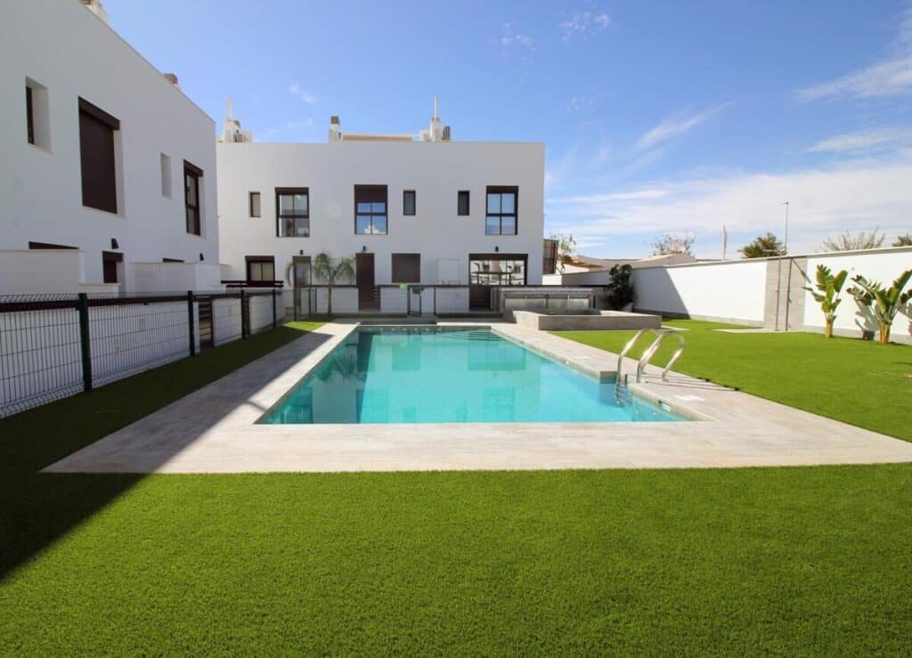 Town House for sale in Pilar de la Horadada