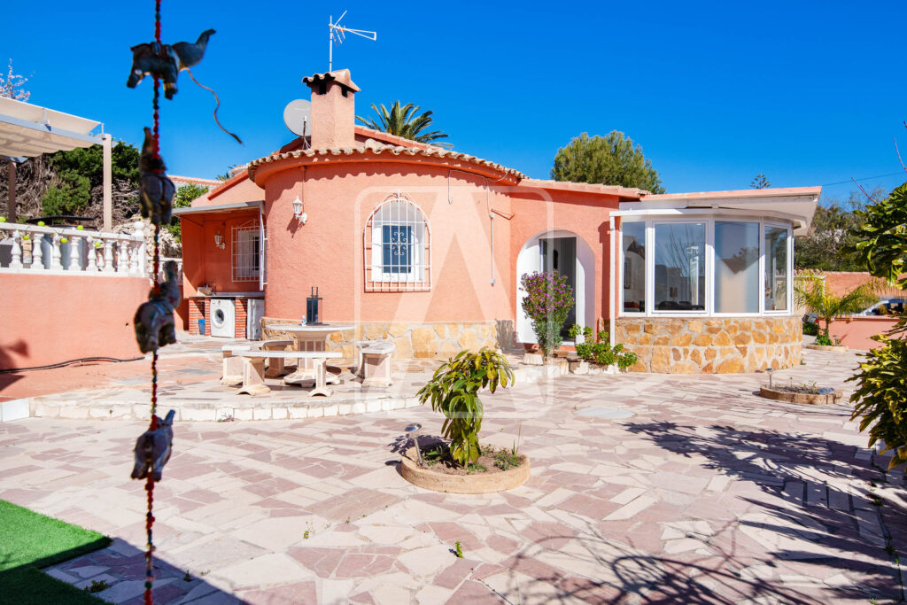 villa for sale in Calpe
