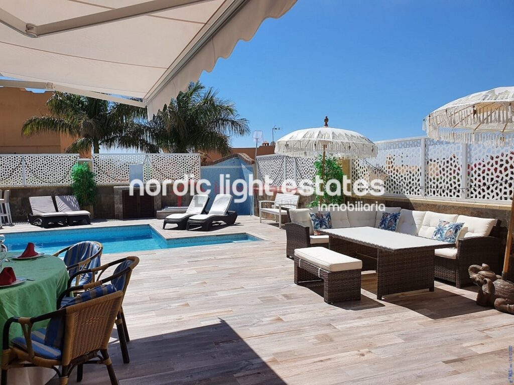 Villa for sale in Torre del Mar