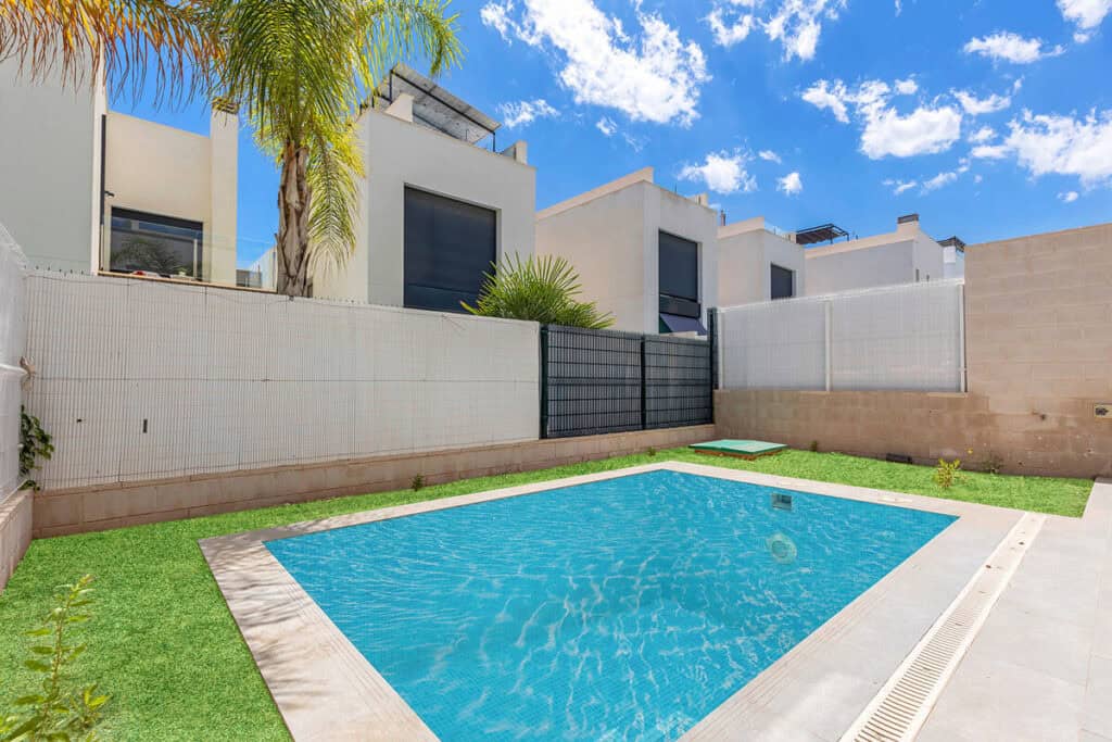  Alicante
