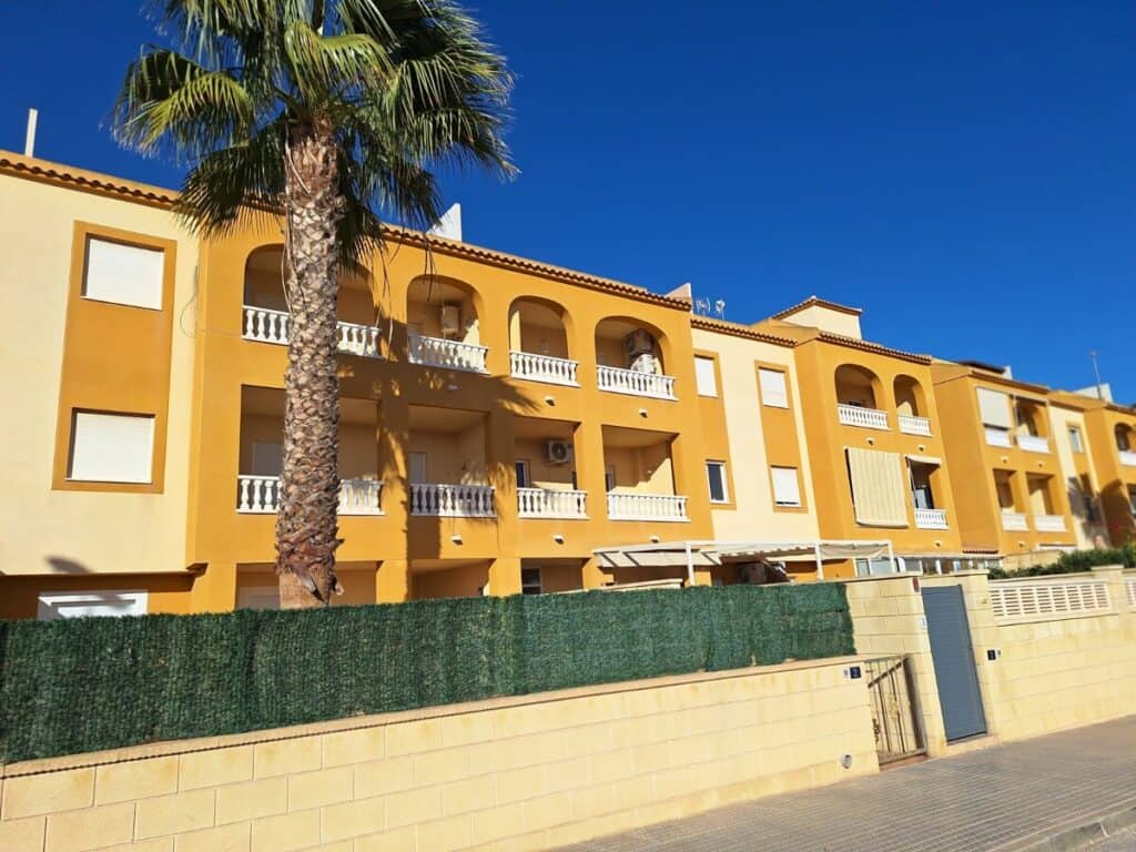  Alicante