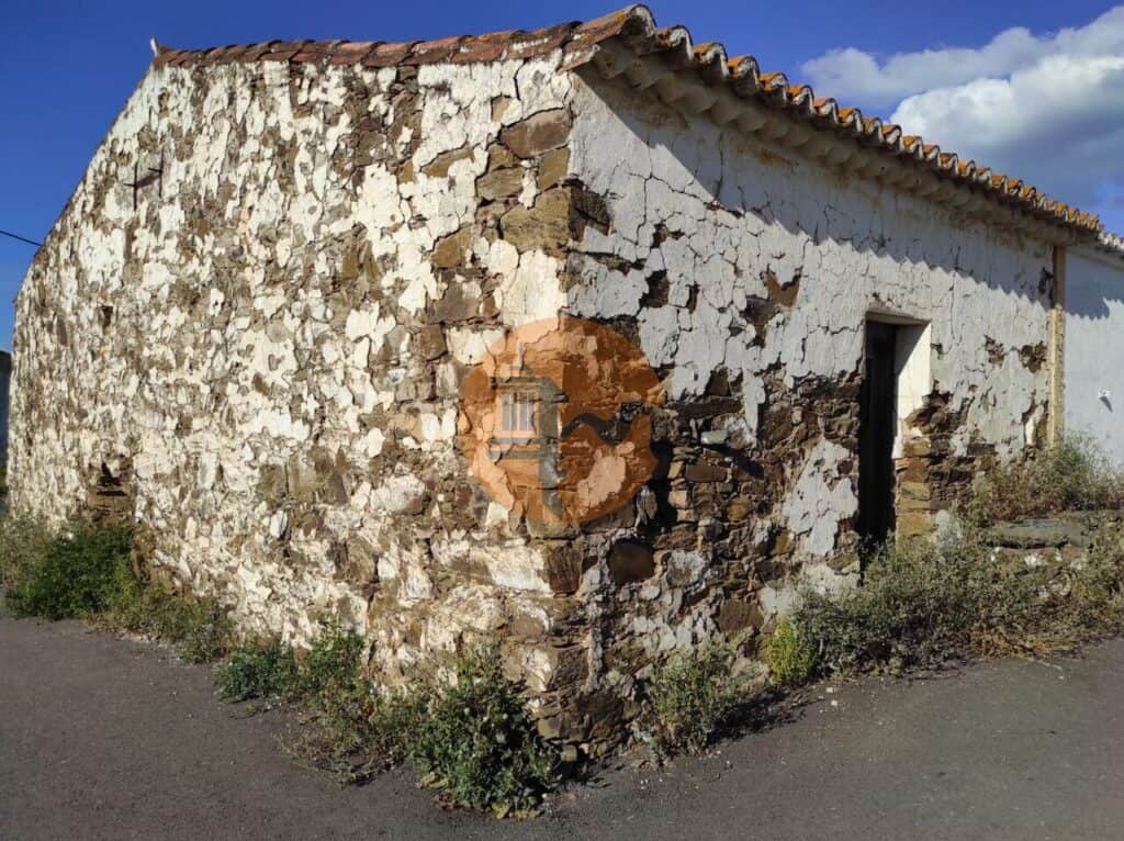 villa for Sale in Corte Pequena