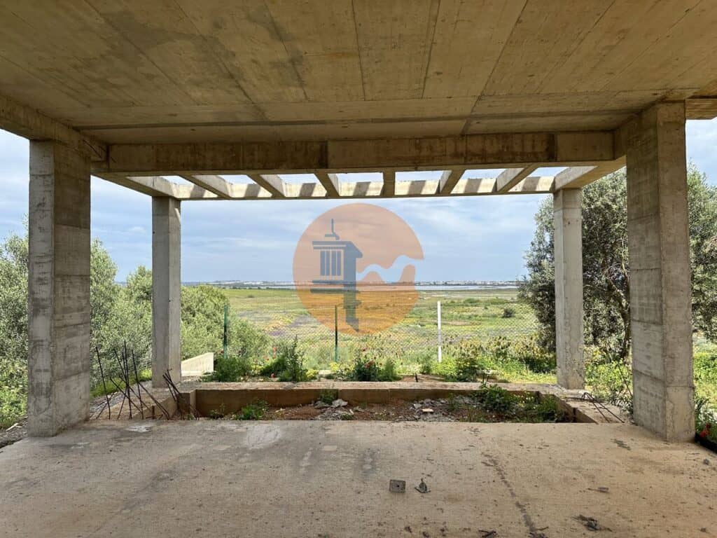 villa for Sale in Altura
