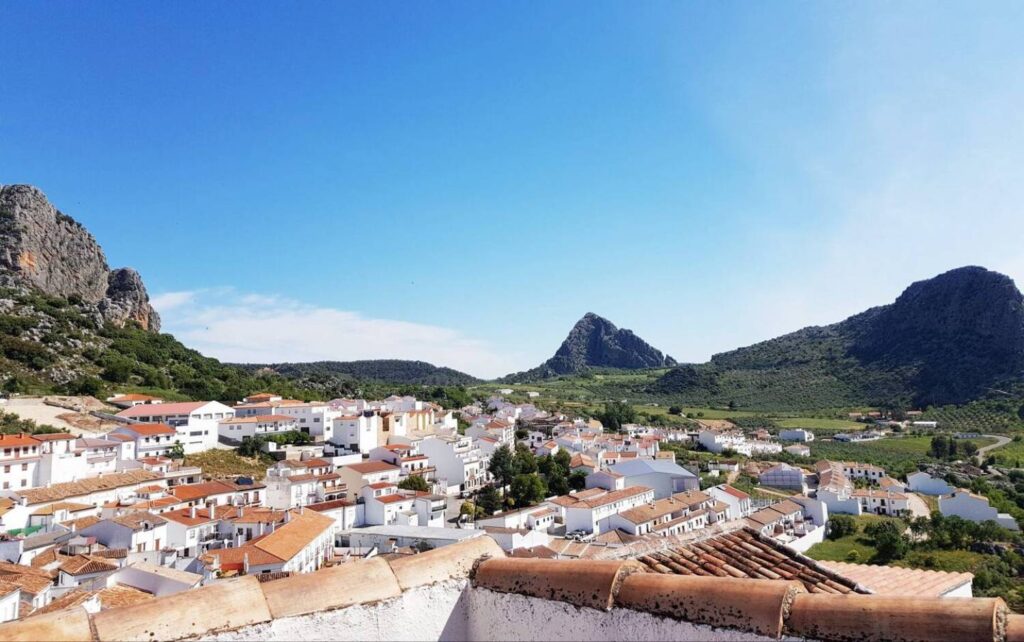 Town House for sale in montejaque