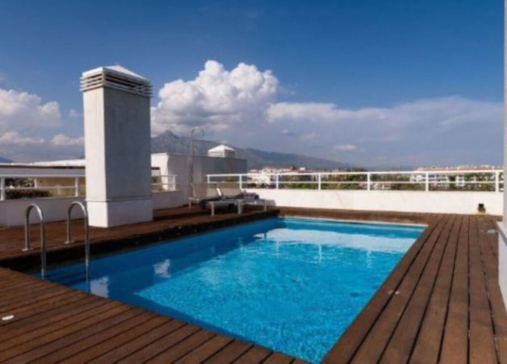 rental for month in Puerto Banús
