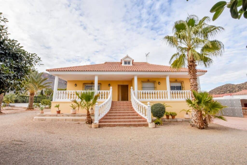 villa for sale in PILAR DE JARAVIA