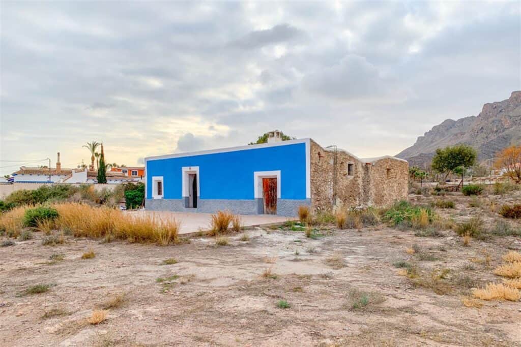 villa for sale in PILAR DE JARAVIA
