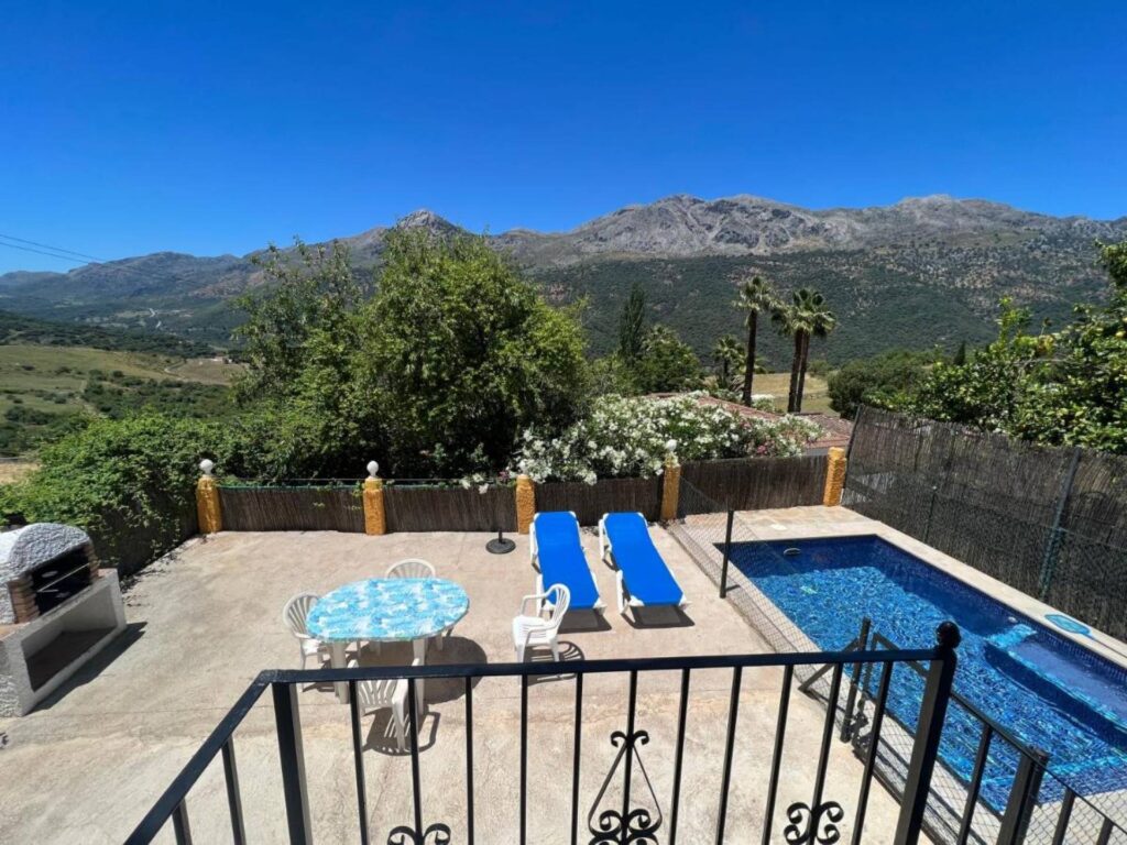 Commercial for sale in jimera de libar