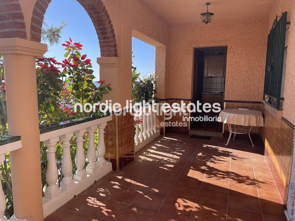 Villa for sale in Torrox Costa