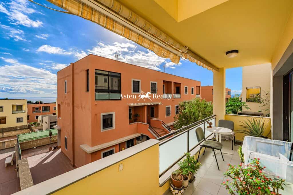 Town House for sale in Adeje