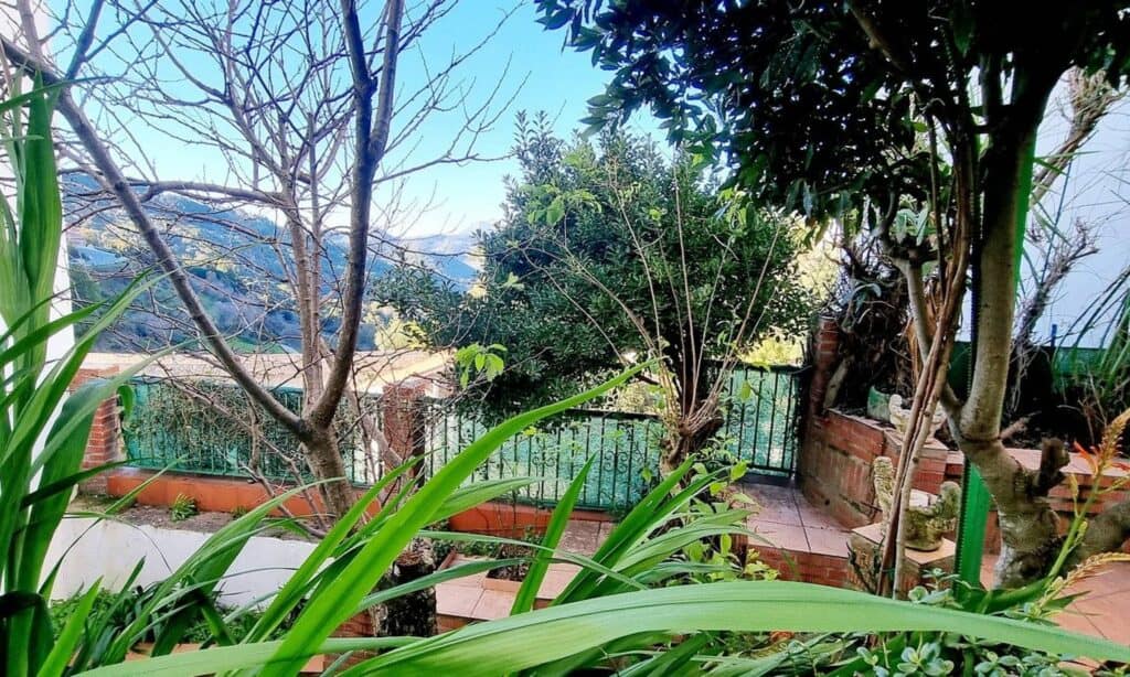 Town House for sale in gaucin