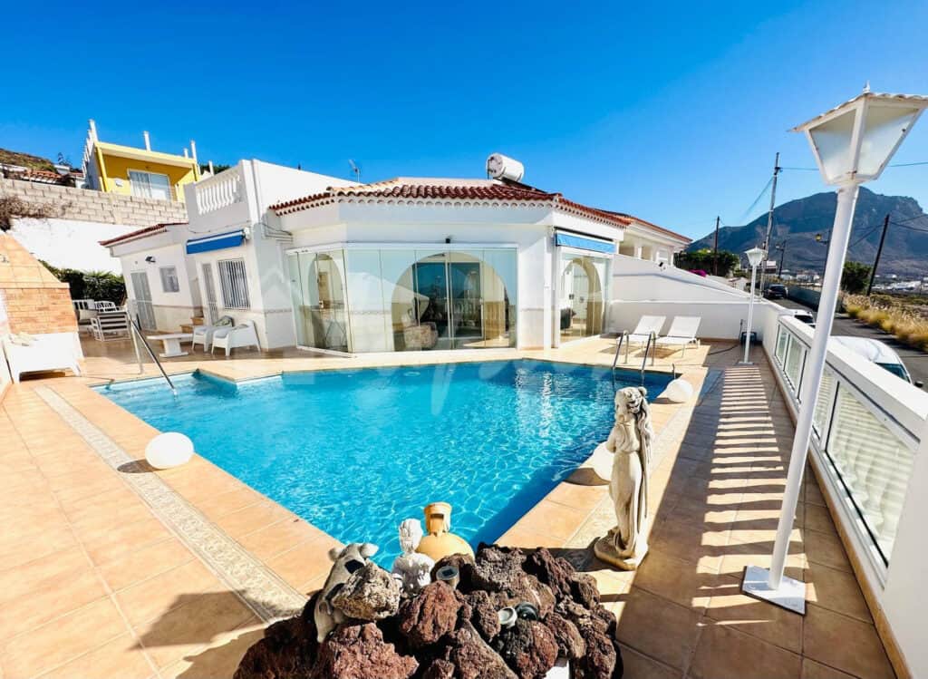 Villa for sale in La Florida