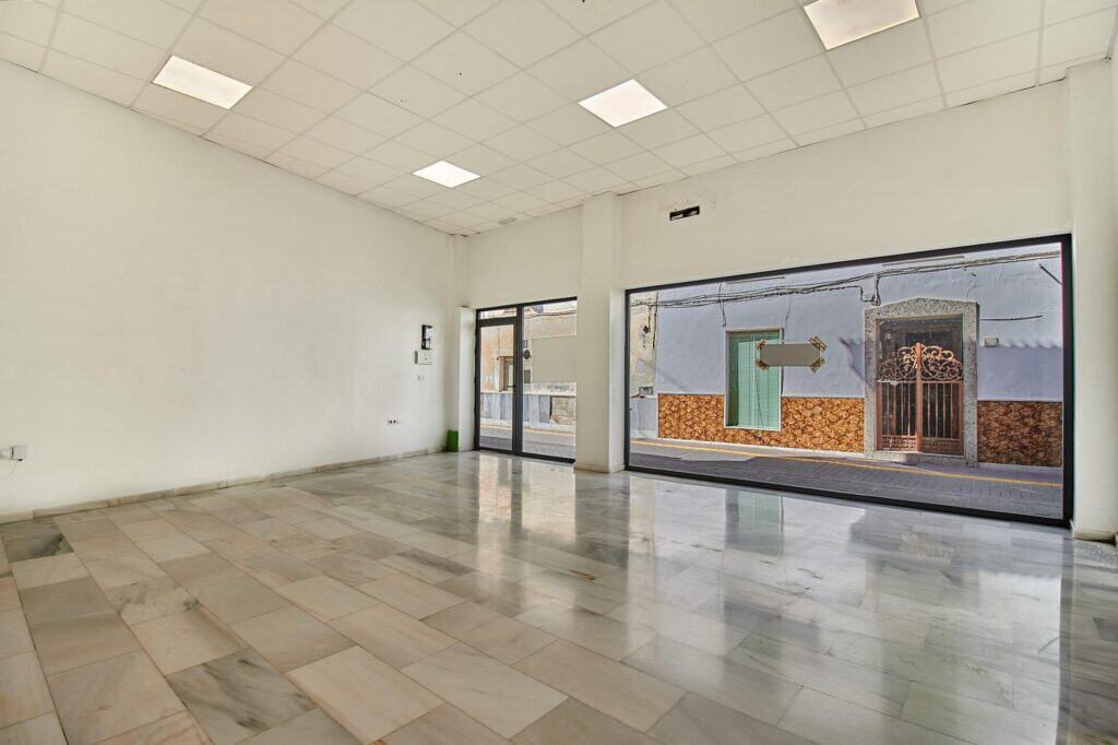 Commercial for Long Term Rental in Olula del Rio