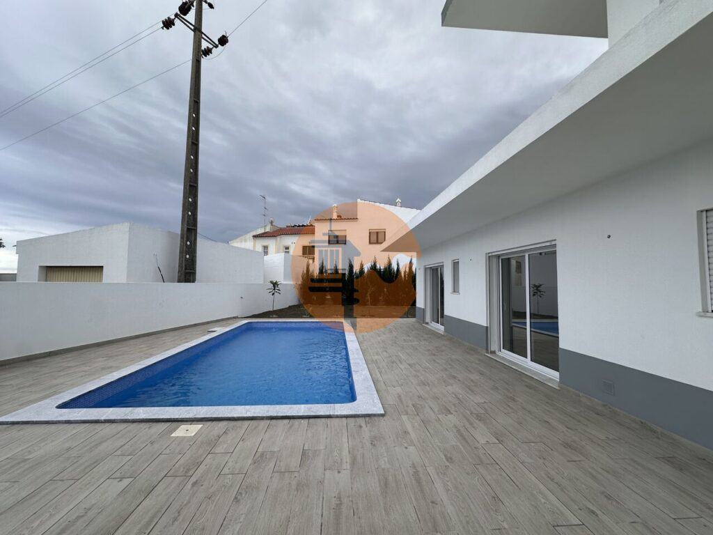 villa for Sale in Altura