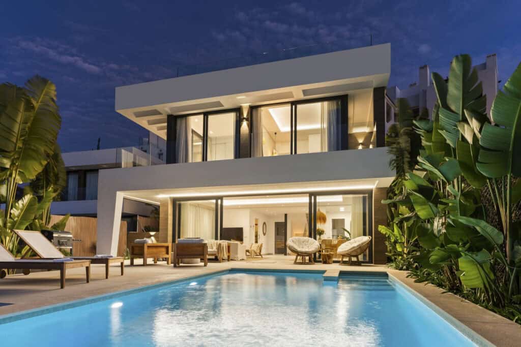 Villa for sale in Selwo