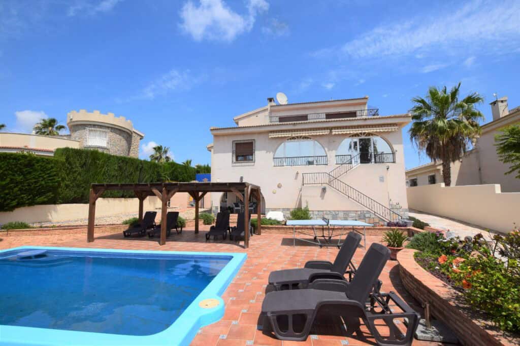 Villa for sale in Ciudad Quesada