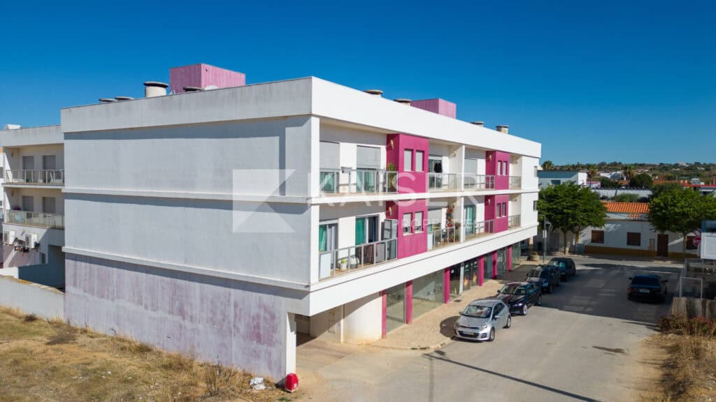 Commercial for sale in Albufeira