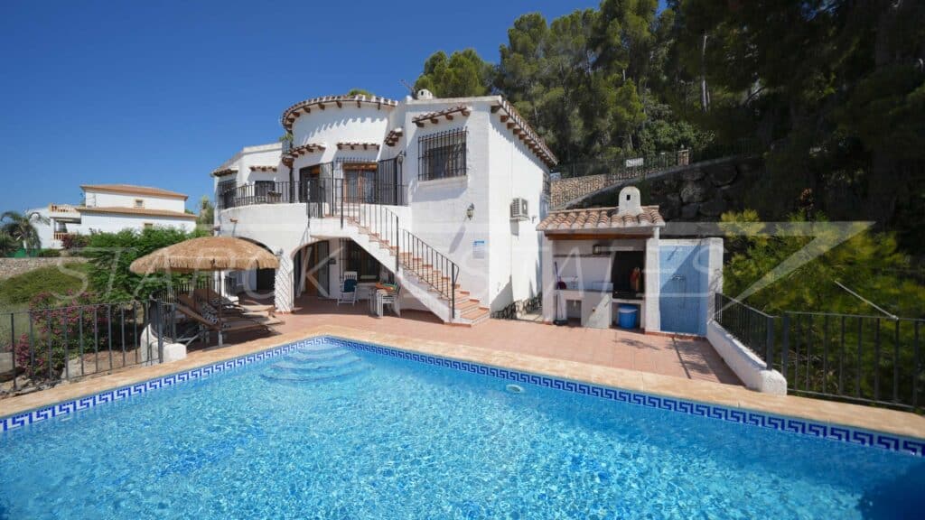 villa for sale in Pego