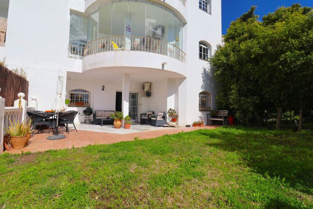 Apartment for sale in estepona