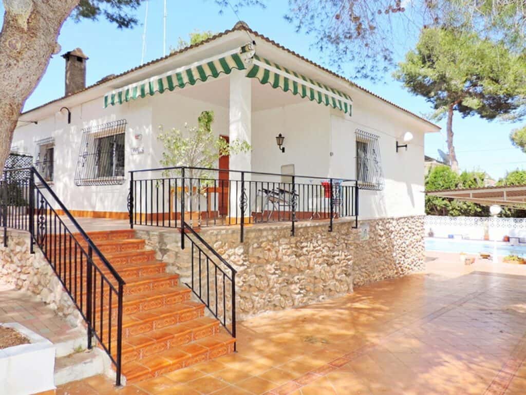 Town House for sale in Pinar de Campoverde