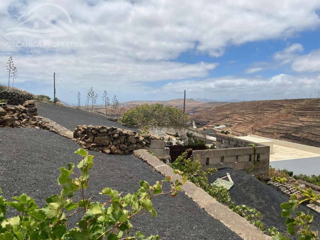 Plot for sale in Teguise