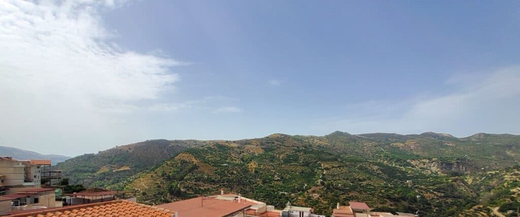 Town House for Sale in Otívar