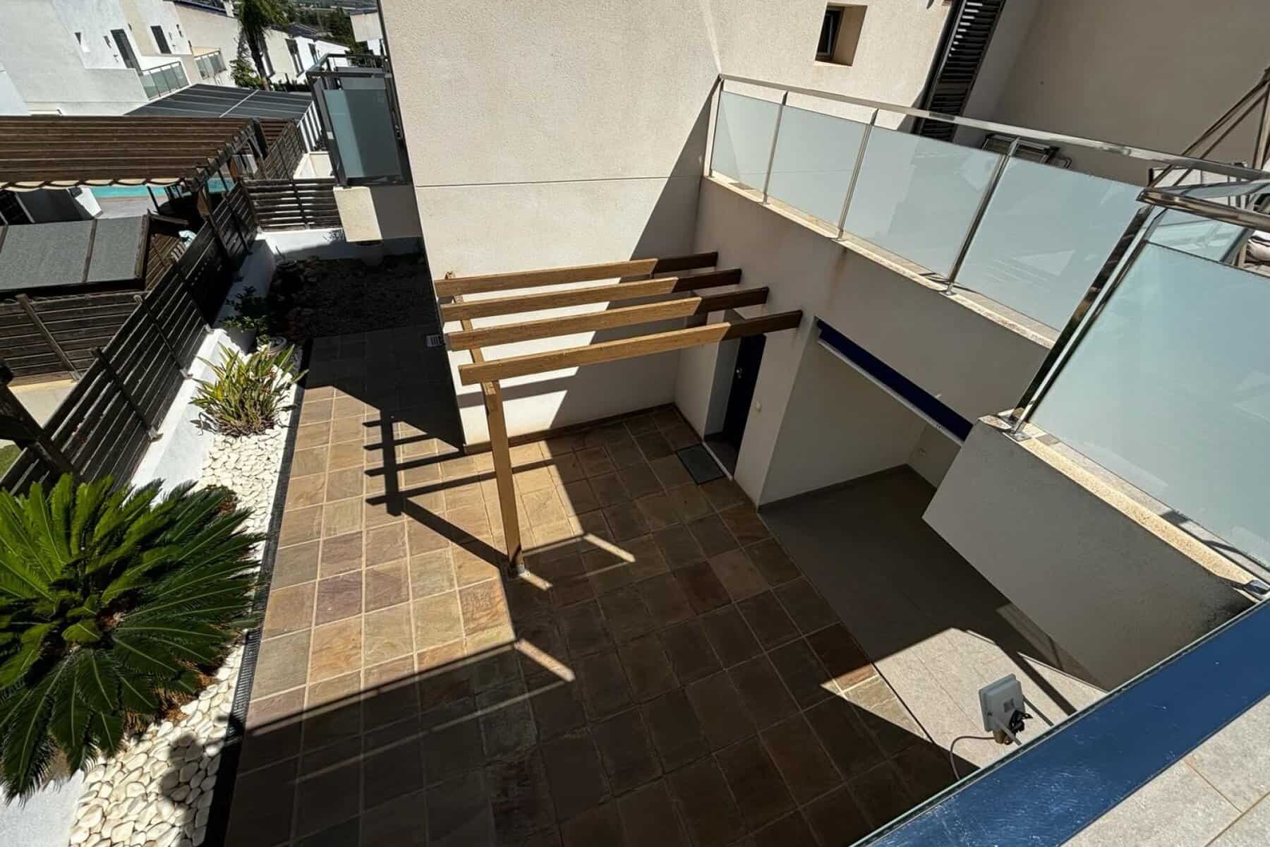 Property slide 25