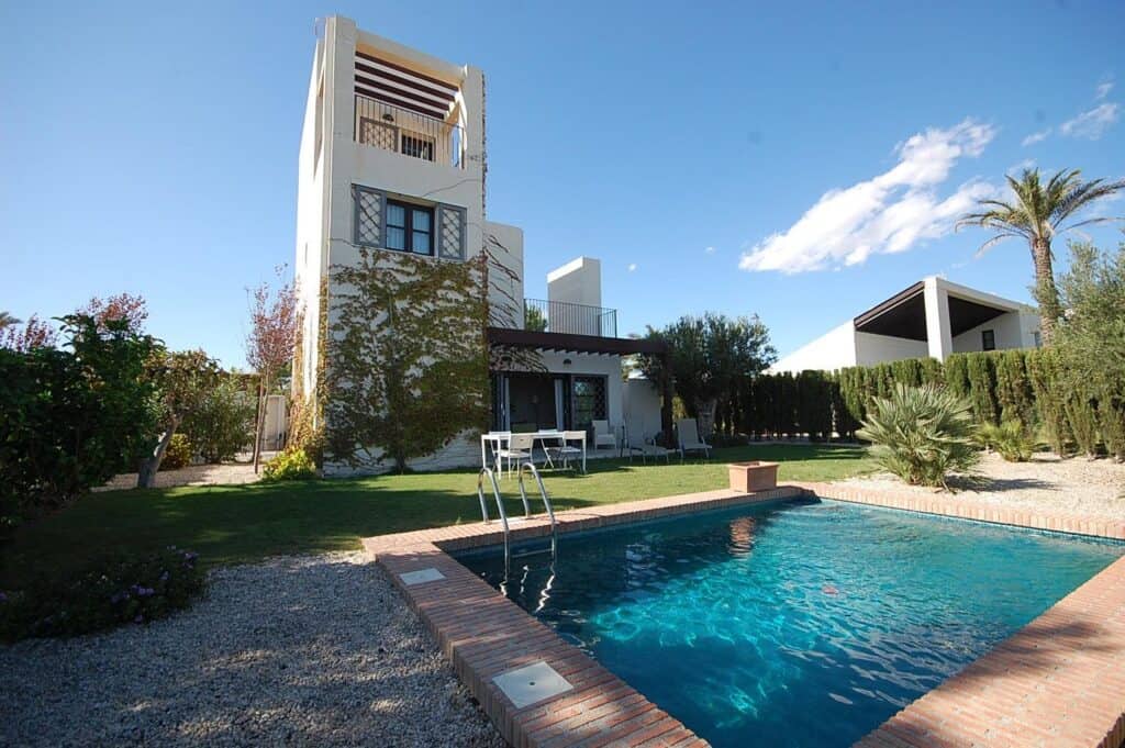 villa for sale in Avileses