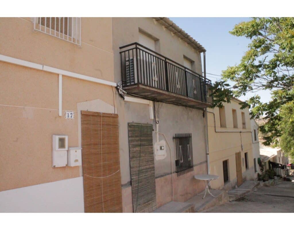 Town House for sale in Yecla