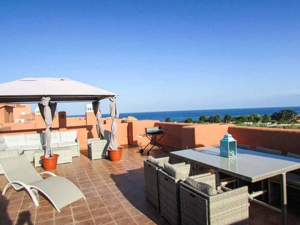 Penthouse for Sales in La Duquesa