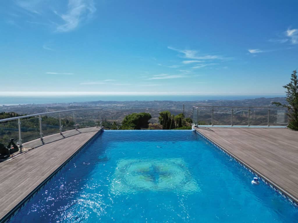 Villa for sale in Valtocado