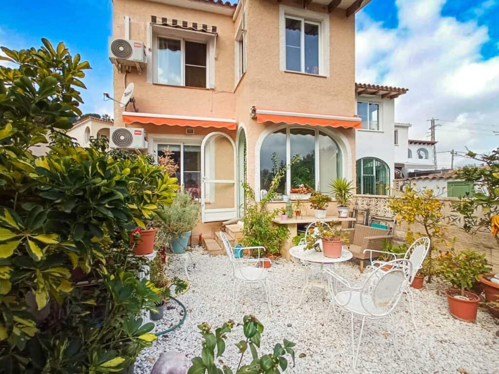 Town House for sale in La Nucía