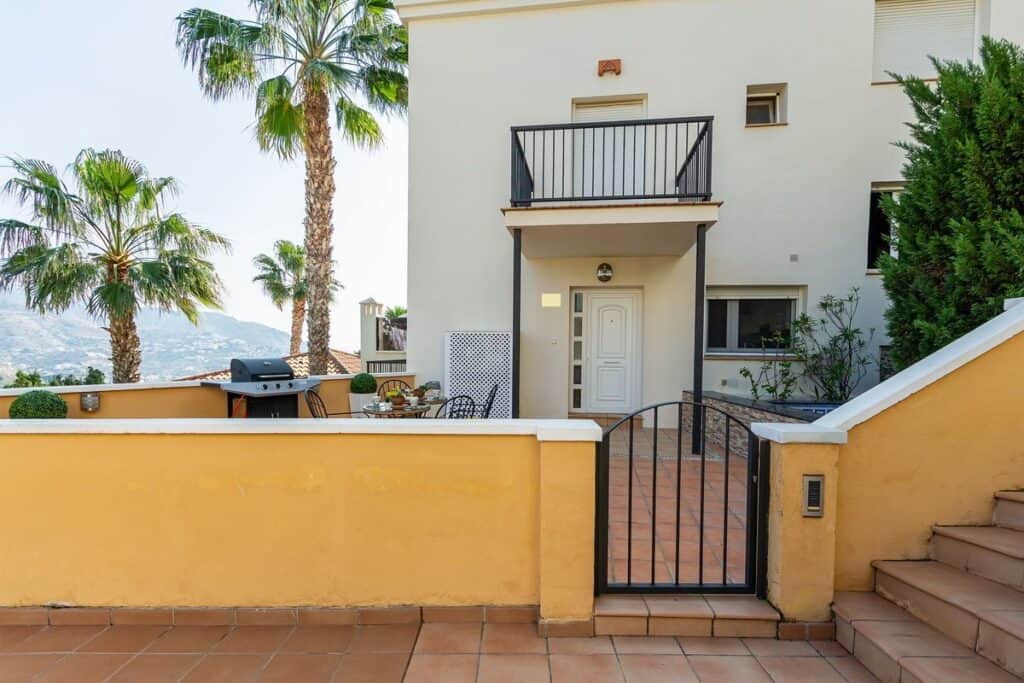 Villa for Sale in Almuñécar