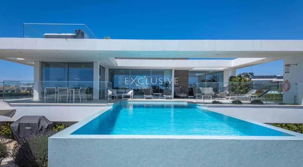Villa for sale in LAGOS