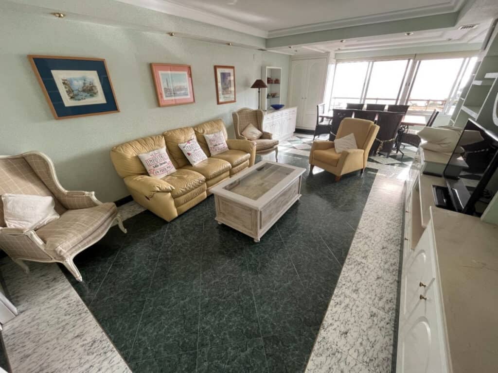 Middle Floor Apartment for sale in Benidorm
