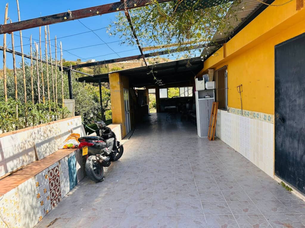 Finca - Cortijo for sale in Coín