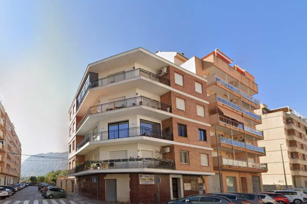Middle Floor Apartment for sale in Denia