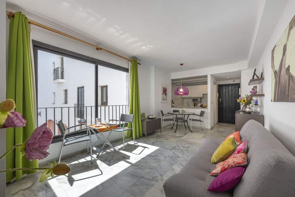 Middle Floor Apartment for sale in Puerto Banús