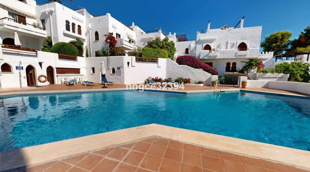 Middle Floor Apartment for sale in Puerto Banús