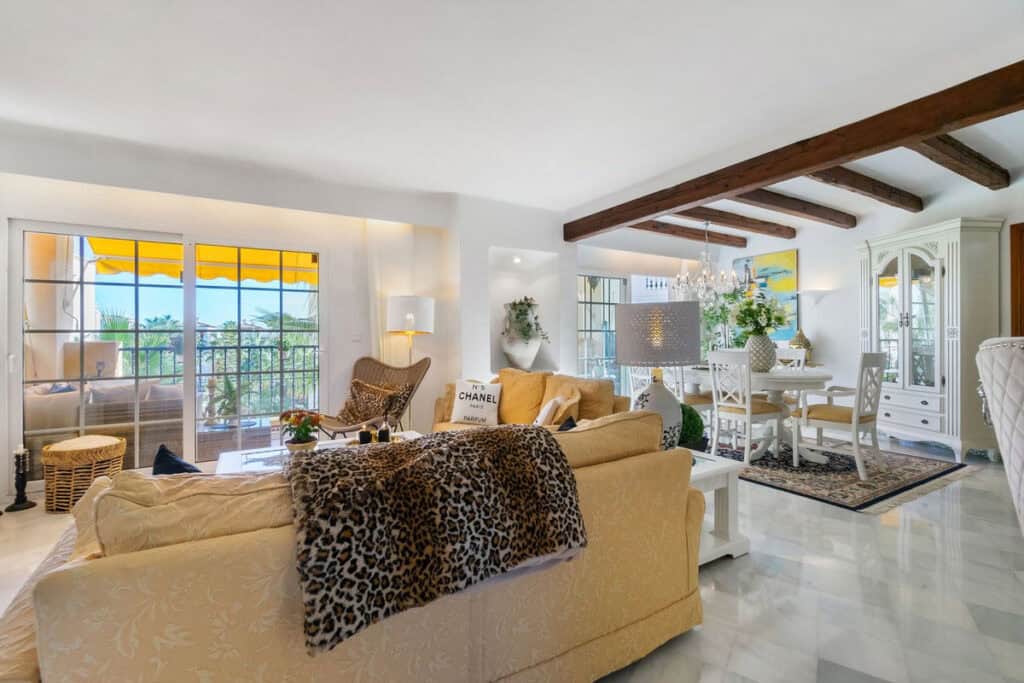 Middle Floor Apartment for sale in Torrevieja