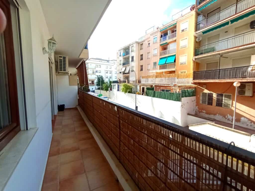  Alicante
