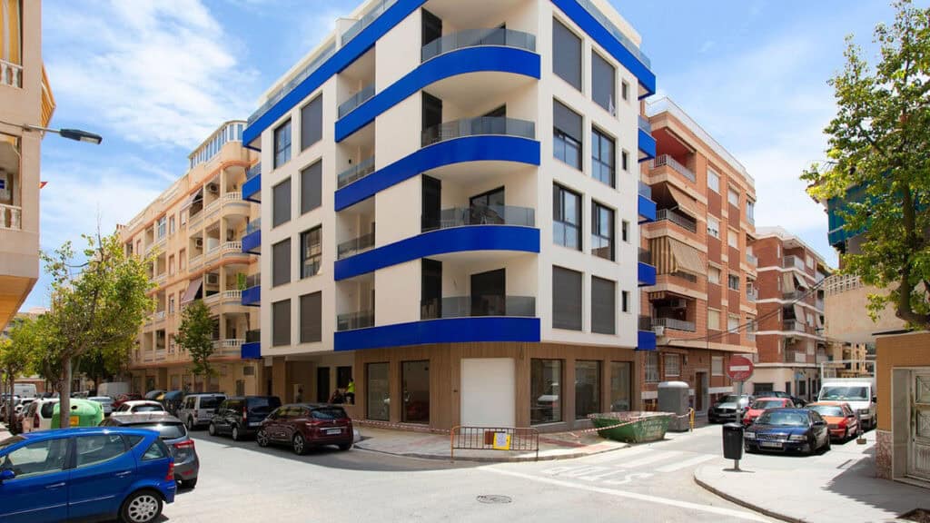 Middle Floor Apartment for sale in Torrevieja