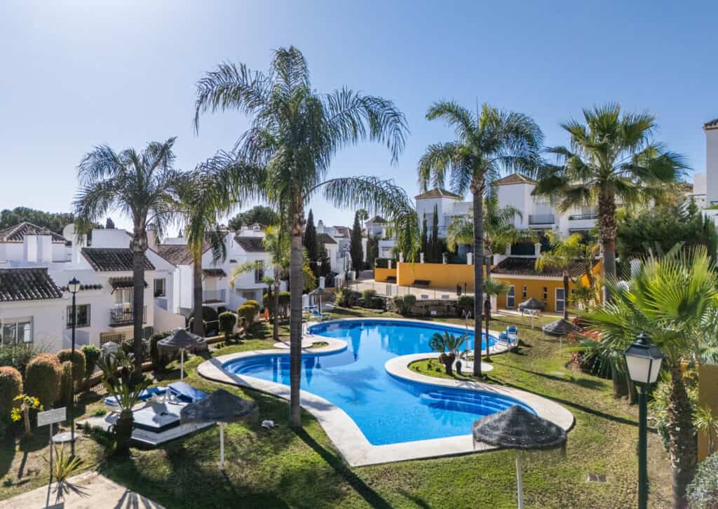 Middle Floor Apartment for sale in Nueva Andalucía