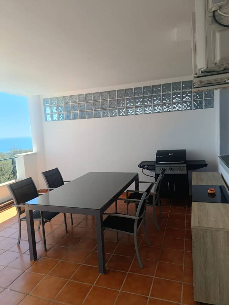 Middle Floor Apartment for sale in Casares