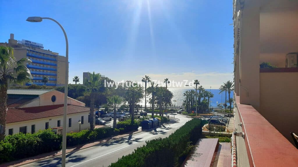 Middle Floor Apartment for sale in Benalmadena