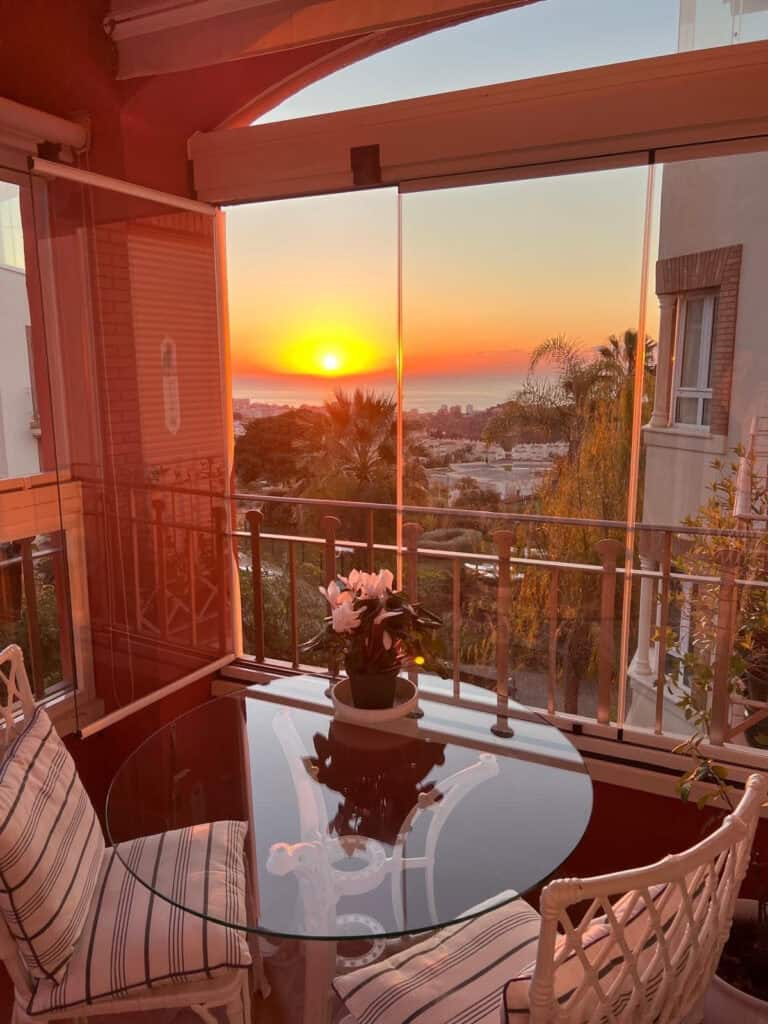 Middle Floor Apartment for sale in Benalmadena