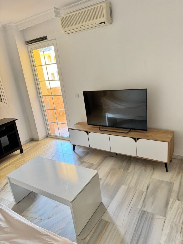 Middle Floor Apartment for sale in Benalmadena
