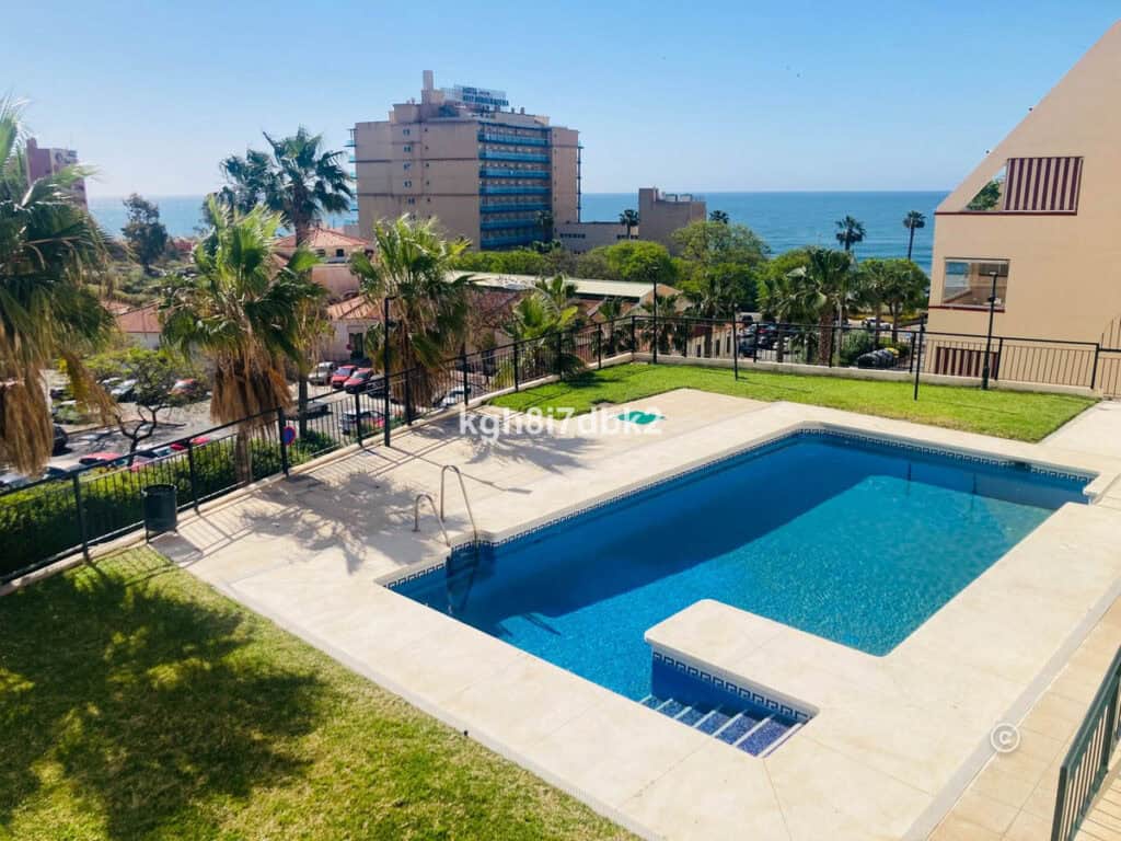 Middle Floor Apartment for sale in Benalmadena Costa