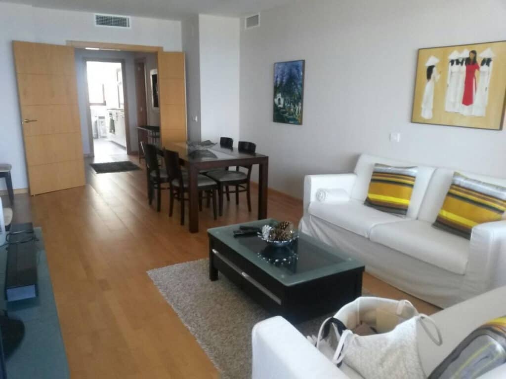 Middle Floor Apartment for sale in Estepona
