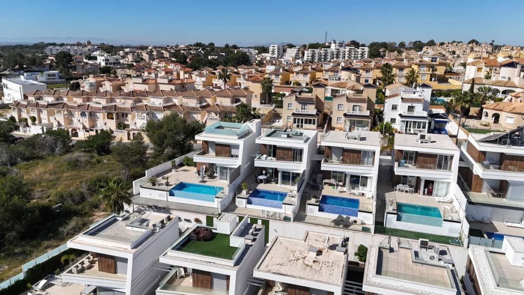 Villa for sale in Villamartín